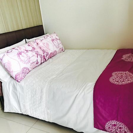 De Luxe, Standard And Studio Suites -The Breeze Residences-Close To Airport,Mall Of Asia, Us Embassy Manila Exteriér fotografie