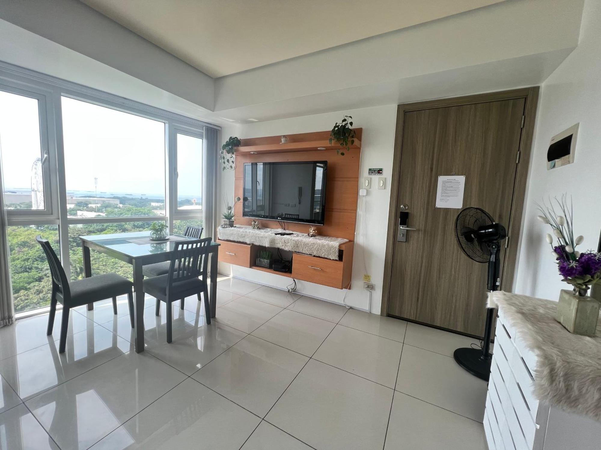 De Luxe, Standard And Studio Suites -The Breeze Residences-Close To Airport,Mall Of Asia, Us Embassy Manila Exteriér fotografie