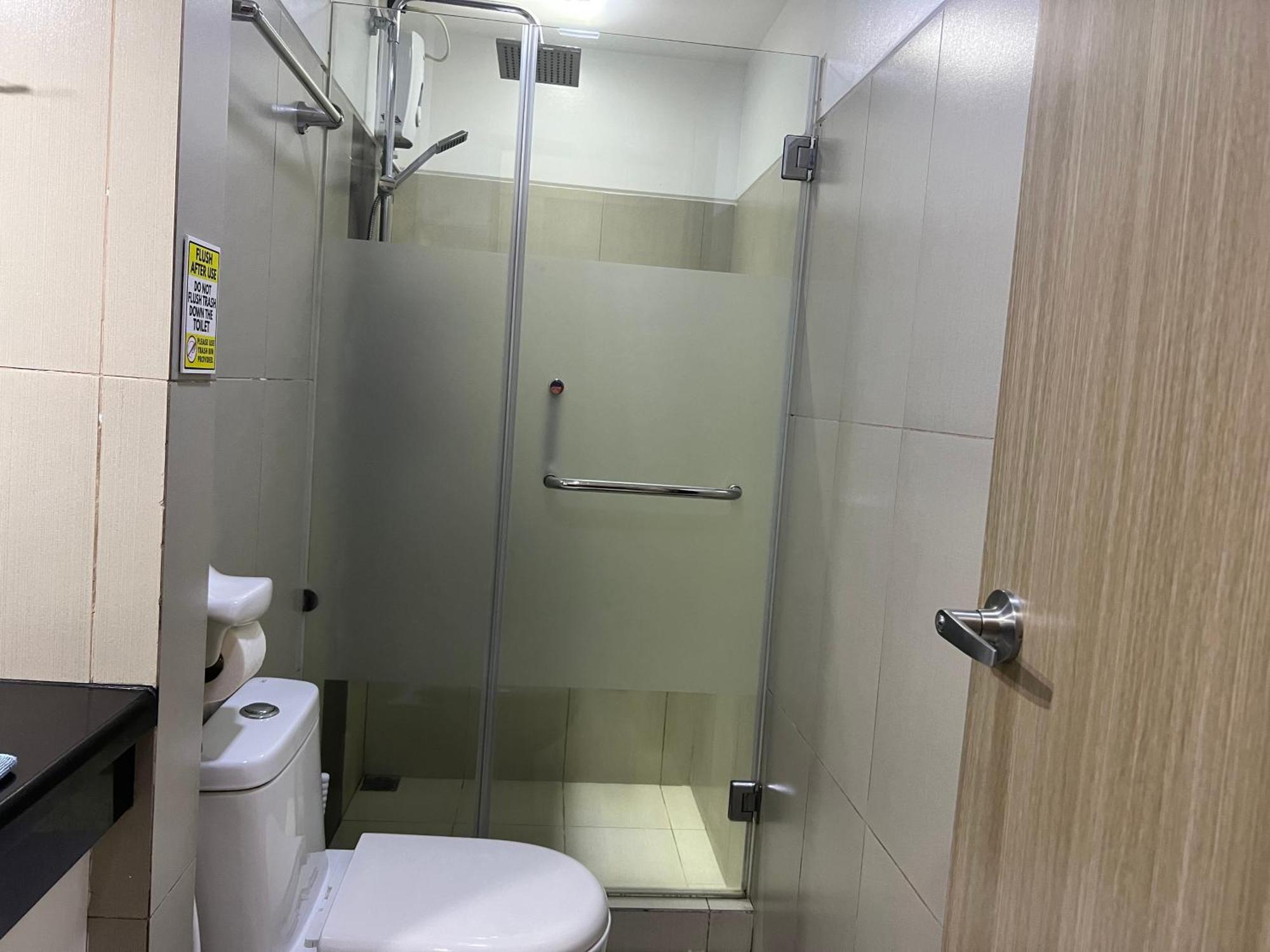 De Luxe, Standard And Studio Suites -The Breeze Residences-Close To Airport,Mall Of Asia, Us Embassy Manila Exteriér fotografie