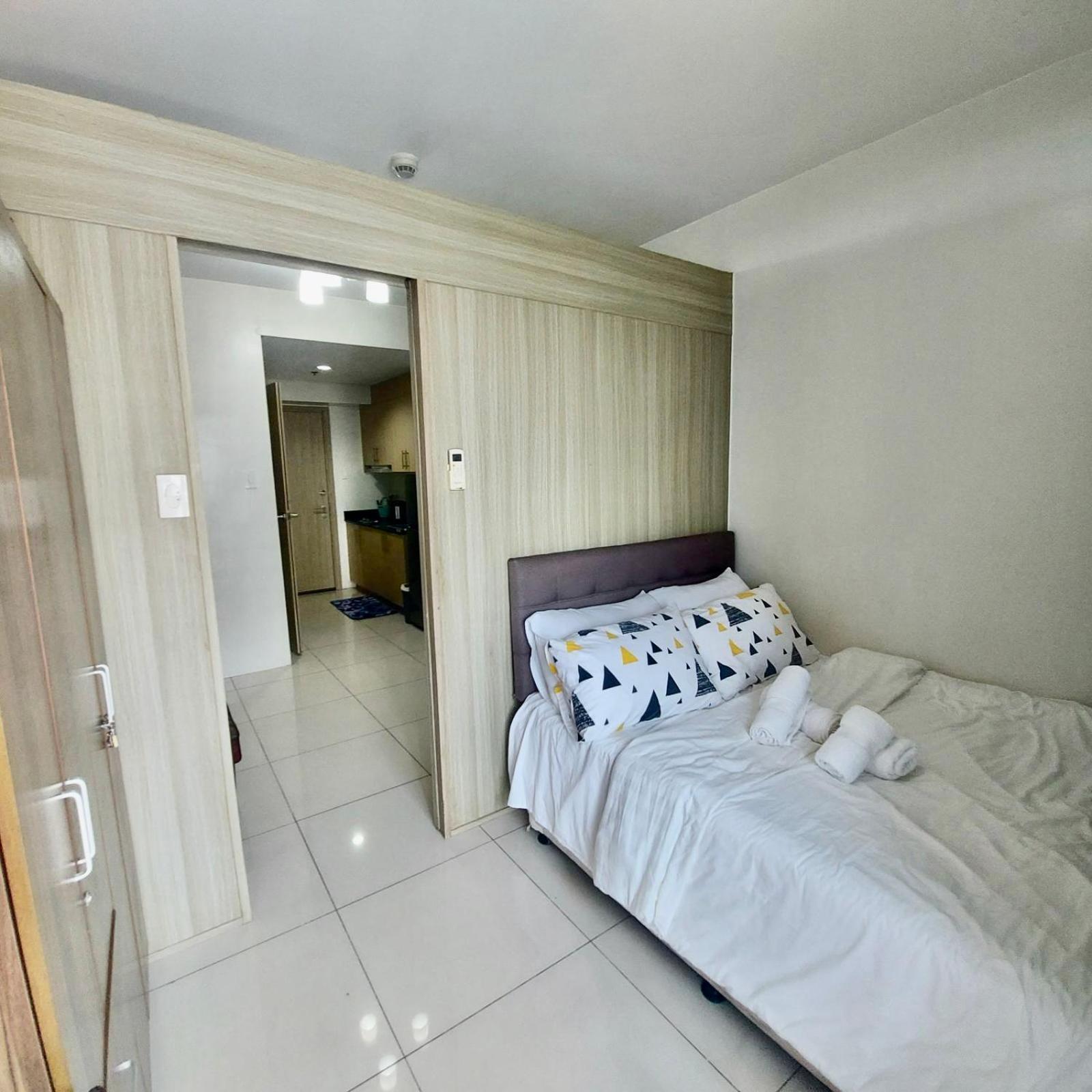De Luxe, Standard And Studio Suites -The Breeze Residences-Close To Airport,Mall Of Asia, Us Embassy Manila Exteriér fotografie