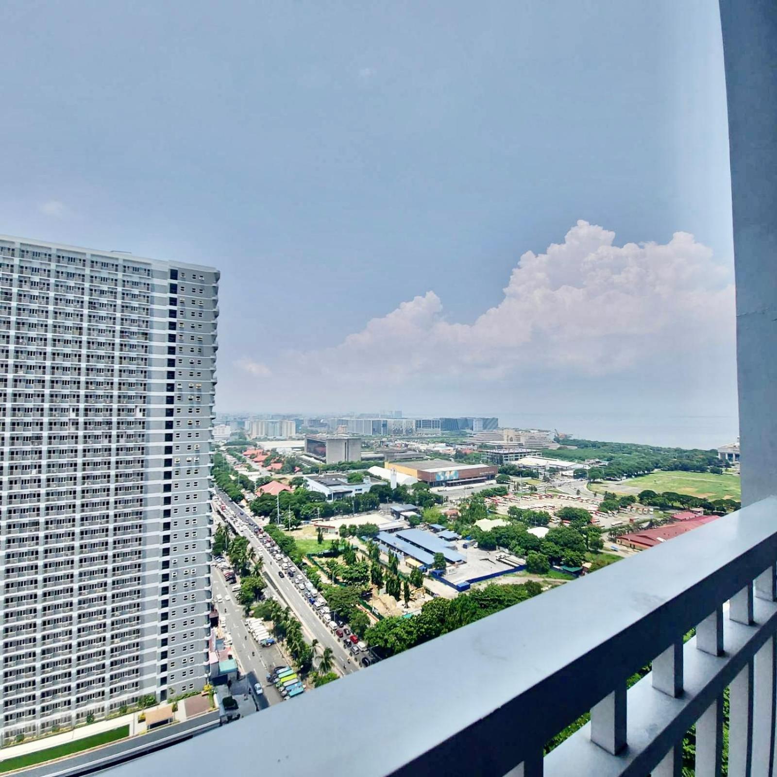 De Luxe, Standard And Studio Suites -The Breeze Residences-Close To Airport,Mall Of Asia, Us Embassy Manila Exteriér fotografie